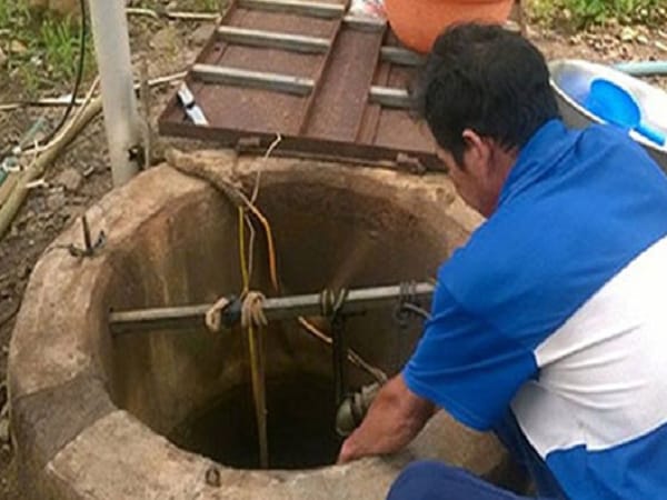 Giếng có bồn bên dưới