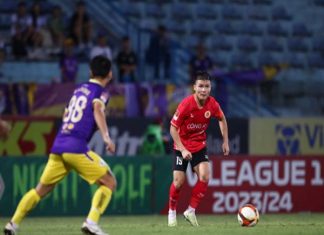 Giải đáp làm sao để phá vỡ hàng thủ thấp trong bóng đá