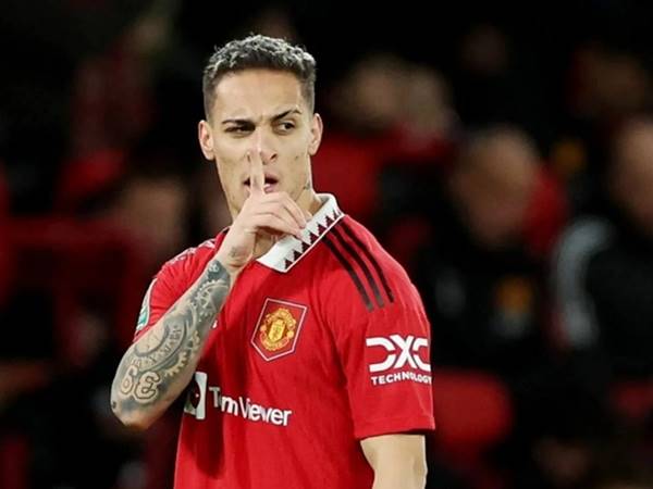 Chuyển nhượng 24/7: Antony mắc kẹt tại Old Trafford