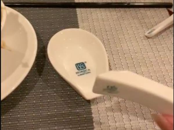 Lý do gãy thìa dưới góc nhìn khoa học