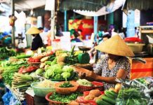 Mơ thấy đi chợ có phải điềm báo tiền tài sắp đến?