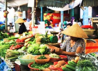 Mơ thấy đi chợ có phải điềm báo tiền tài sắp đến?