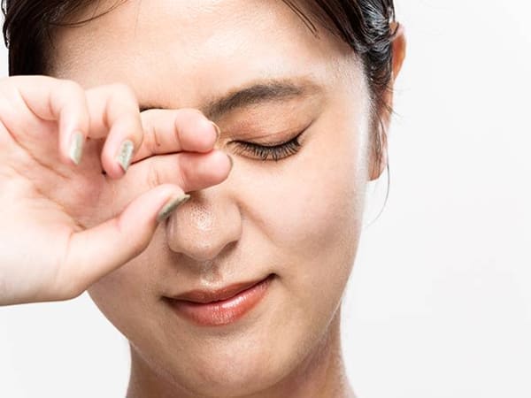 Ý nghĩa máy mắt ở Nam và Nữ