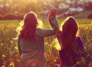 Mơ thấy bạn thân có bầu