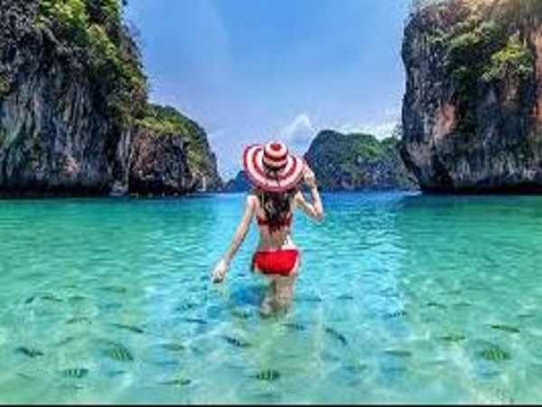 Giải mã chi tiết các giấc mơ thấy đi tắm biển