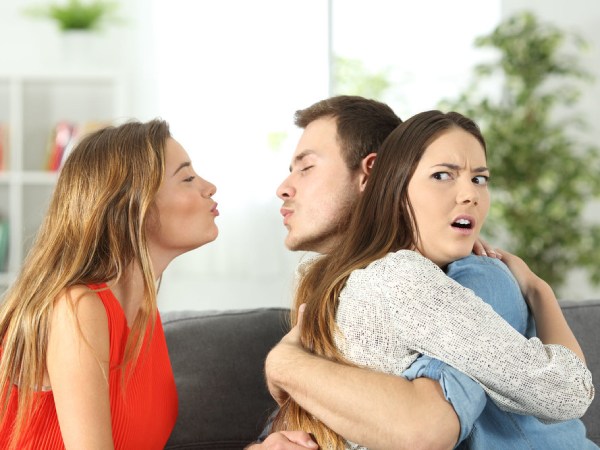 Phân tích giấc mơ thấy người yêu ngoại tình chung chung