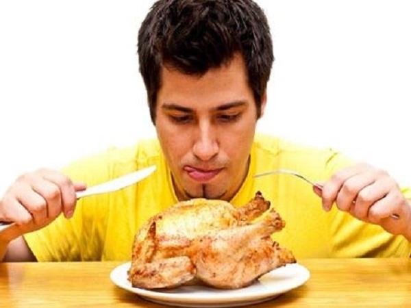 Giải mã chi tiết các giấc mơ thấy ăn thịt gà