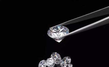 Nằm mơ thấy kim cương có ý nghĩa gì? Lộc phát hay rủi?