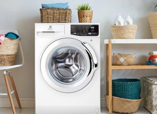 Ngủ mê thấy mình đang giặt quần áo bằng máy giặt