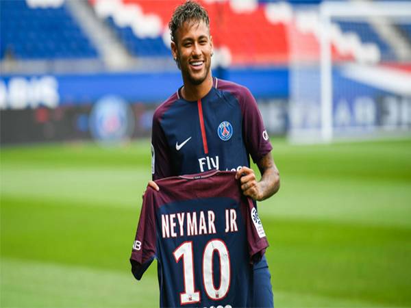 Giá chuyển nhượng Neymar tới PSG phá kỷ lục