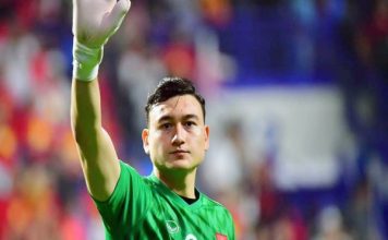 Phí lót tay cầu thủ là gì? Ý nghĩa và bản chất tài chính Phí lót tay cầu thủ là gì? Ý nghĩa và bản chất tài chính