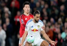 Tin MU: Nhận ‘gáo nước lạnh’ vụ kháng cáo thẻ đỏ Martinez Tin MU: Nhận 'gáo nước lạnh' vụ kháng cáo thẻ đỏ Martinez